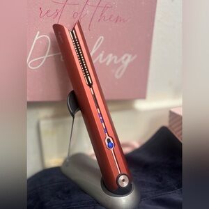 Dyson  corrale  pink Hair Straightener